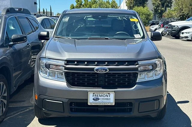 Used 2024 Gray Ford XLT image 3