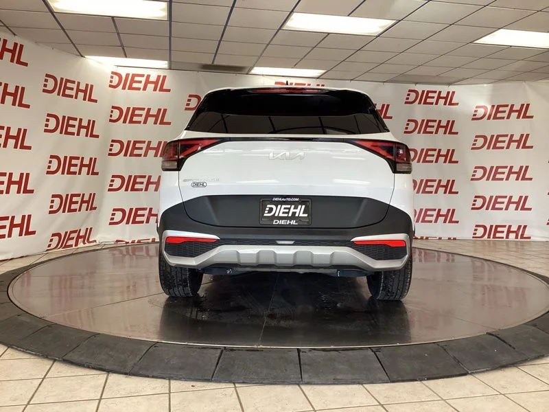 Used 2024 White Kia EX image 6
