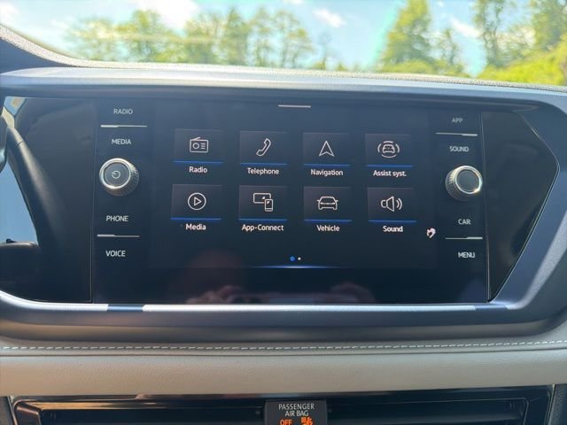 Certified Used 2024 Black Volkswagen 1.5T SE image 14