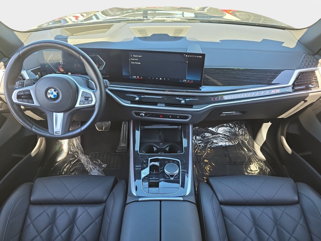 Used 2025 Black BMW sDrive40i image 10