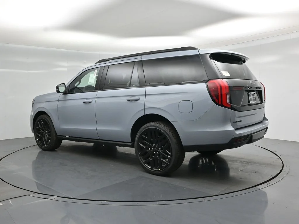 New 2026 Glacier Gray Metallic Tri-Coat Ford Platinum image 6