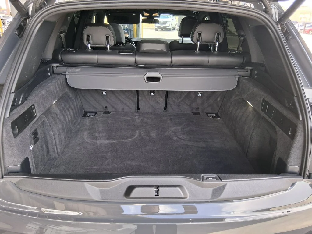 Certified Used 2026 Gray BMW xDrive40i image 6