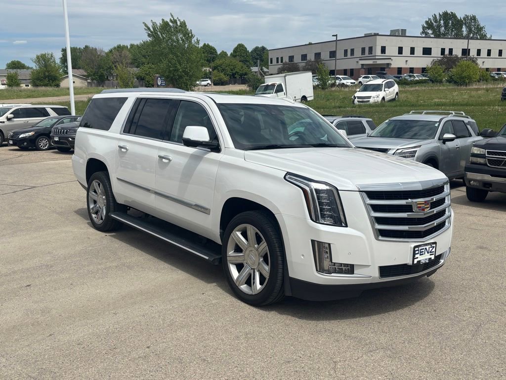 2020 Cadillac Escalade ESV AWD Premium Luxury's photo