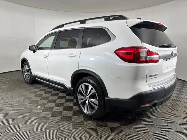 Used 2019 Crystal White Pearl Subaru Limited image 6