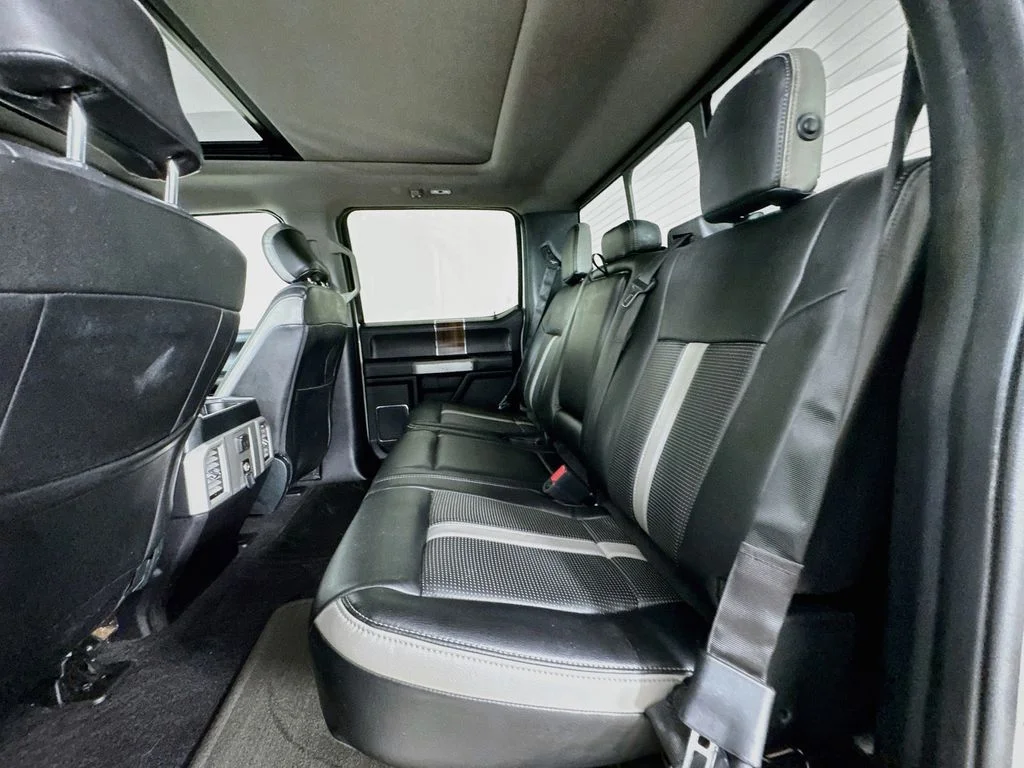 Used 2015 White Platinum Clearcoat Metallic Ford Lariat image 30