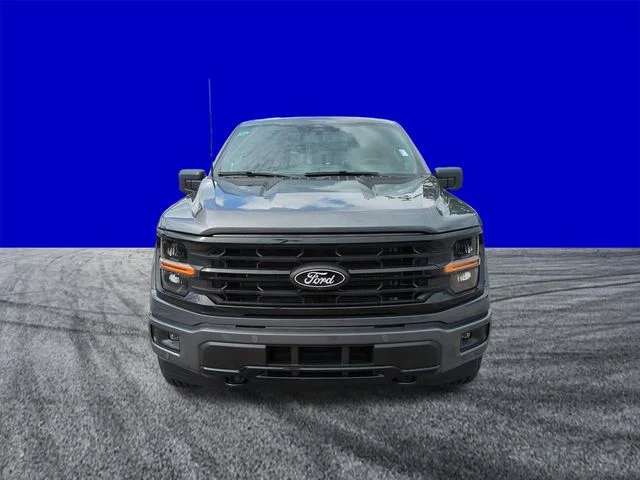 New 2026 Carbonized Gray Metallic Ford XLT image 9