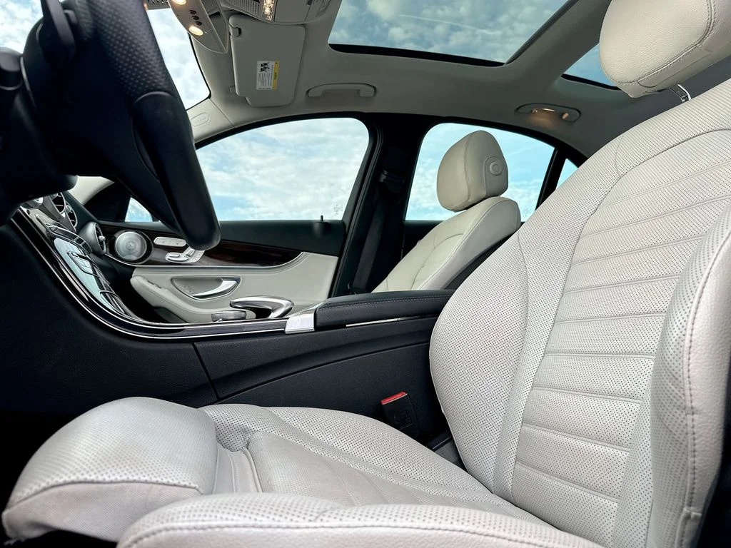 Used 2016 Silver Mercedes-Benz C 300 image 8