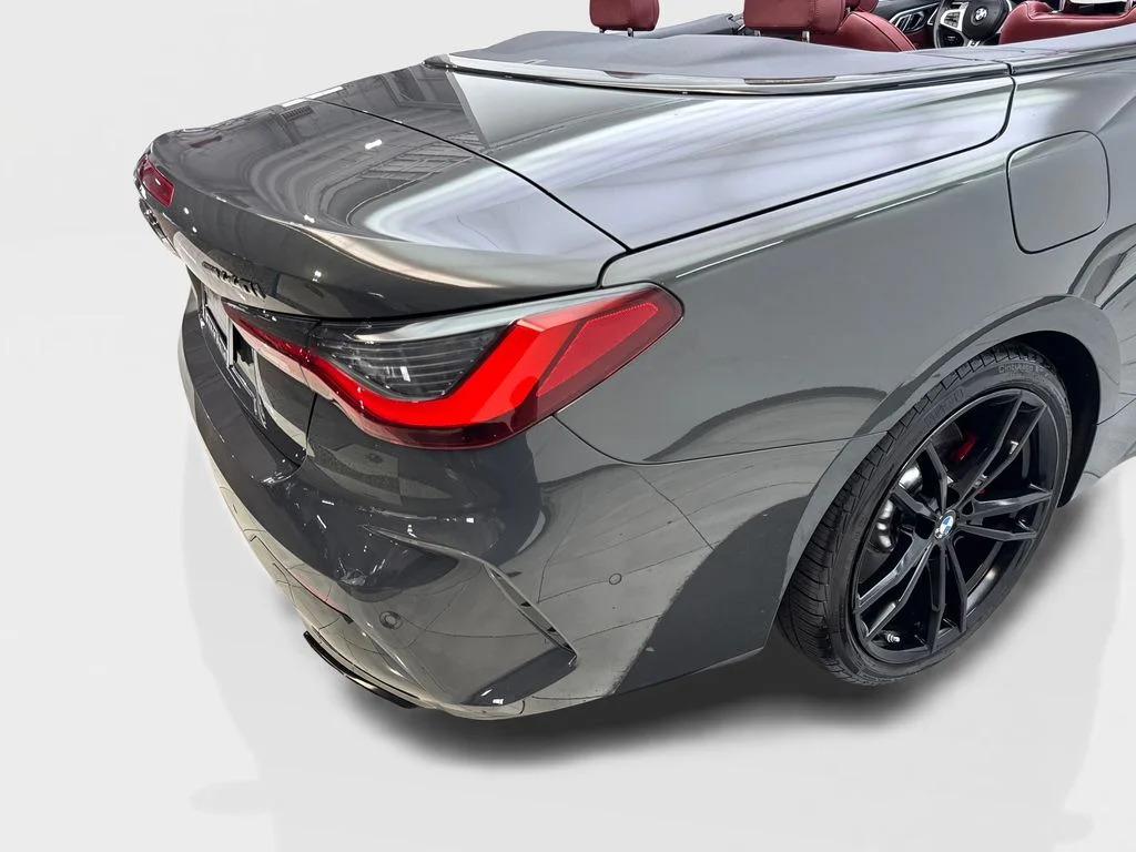 Used 2024 Gray BMW M440i xDrive image 16