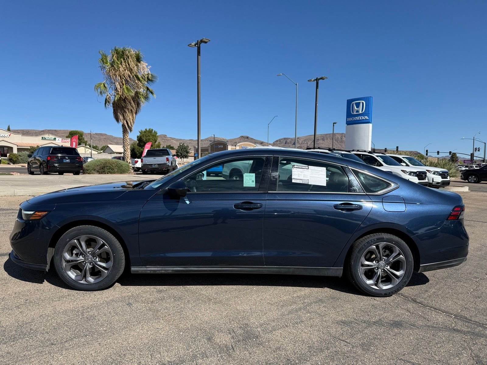 2023 Honda Accord EX - Photo 8