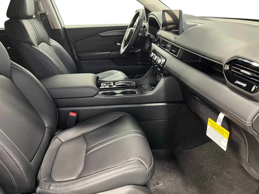 New 2026 Platinum White Pearl Honda Touring image 32