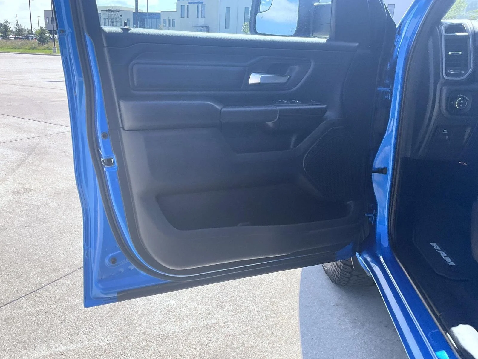 Used 2023 Blue Ram Tradesman image 10