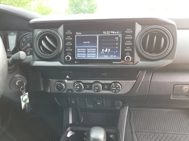 Used 2021 White Toyota SR image 26