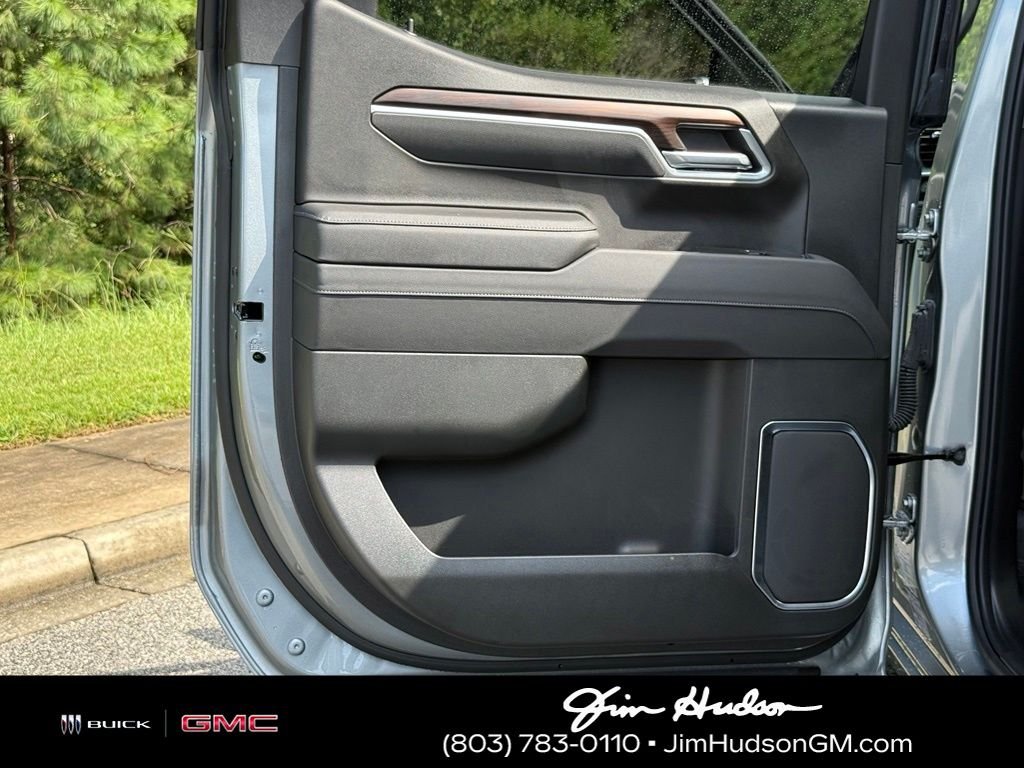 Used 2025 Silver GMC SLT image 23