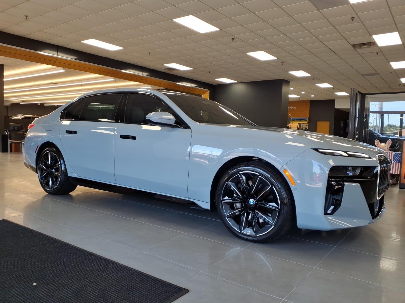 Used 2023 Gray Metallic BMW i xDrive image 25
