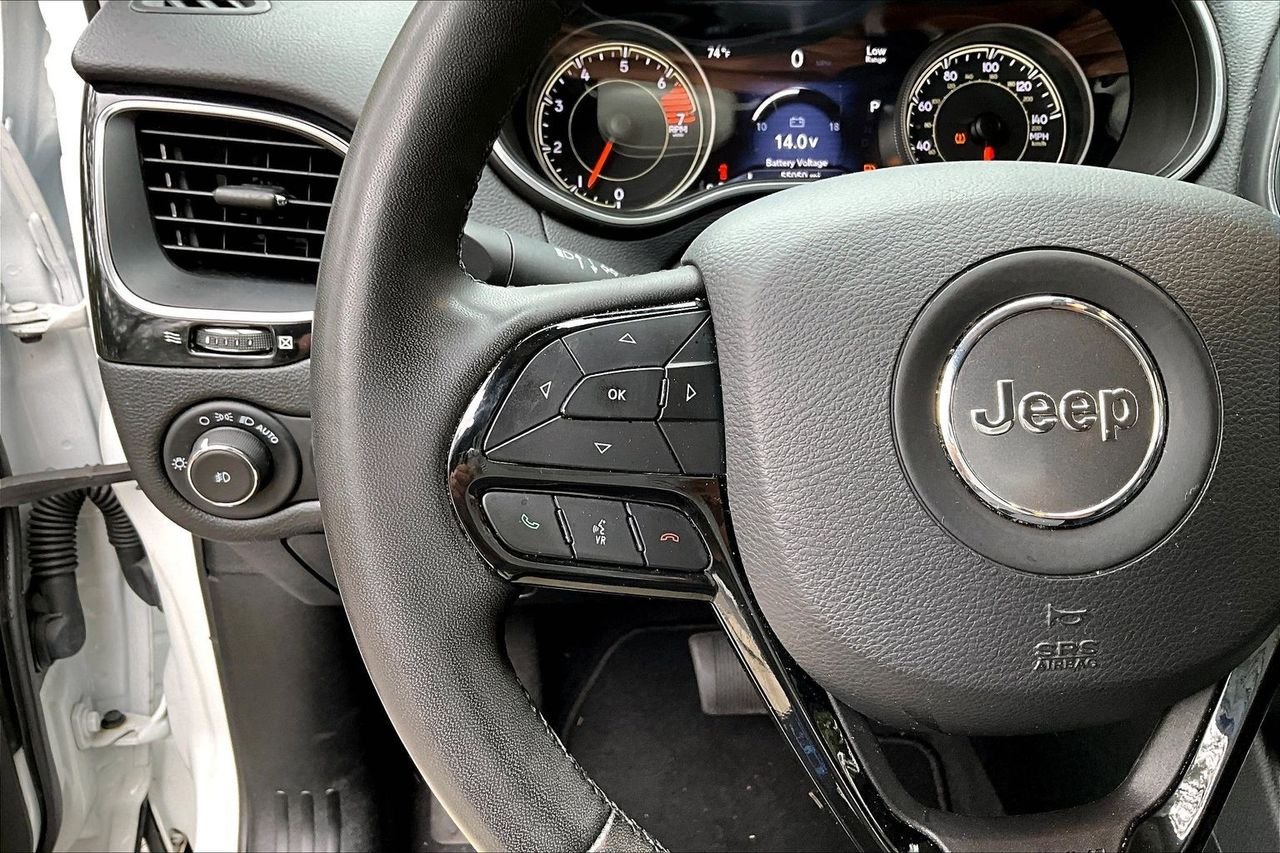 2023 Jeep Cherokee Altitude Lux - Photo 10