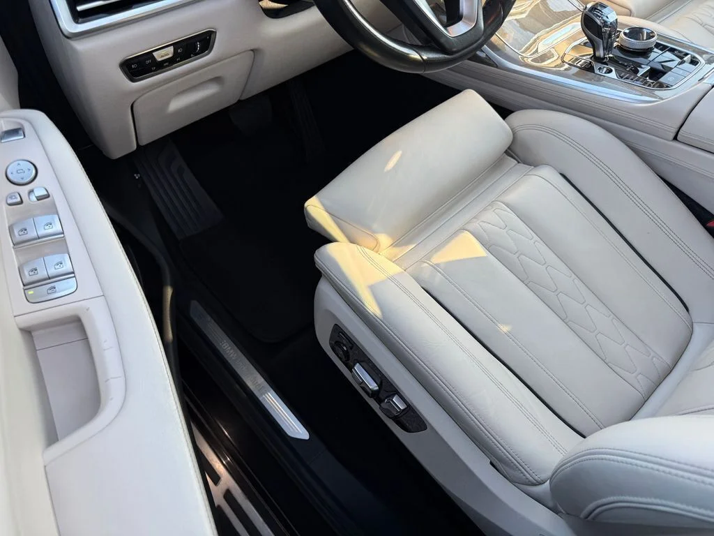 2020 BMW X7 40i - Photo 13
