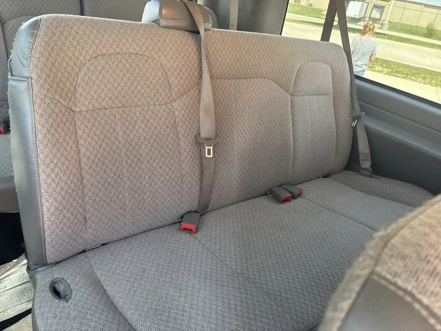Used 2018 SILVER ICE METALLIC Chevrolet LT image 17