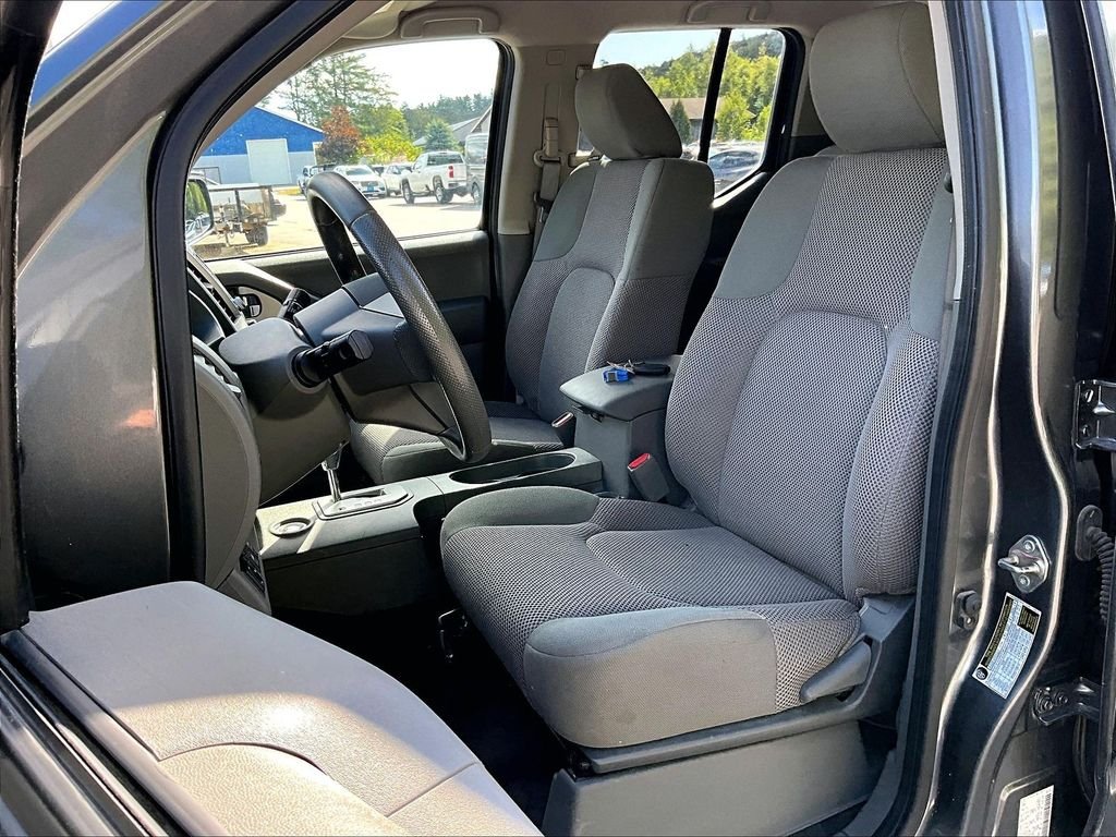 Used 2020 Gun Metallic Nissan SV image 10