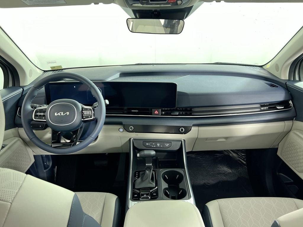 New 2026 Ceramic Silver Kia EX image 29