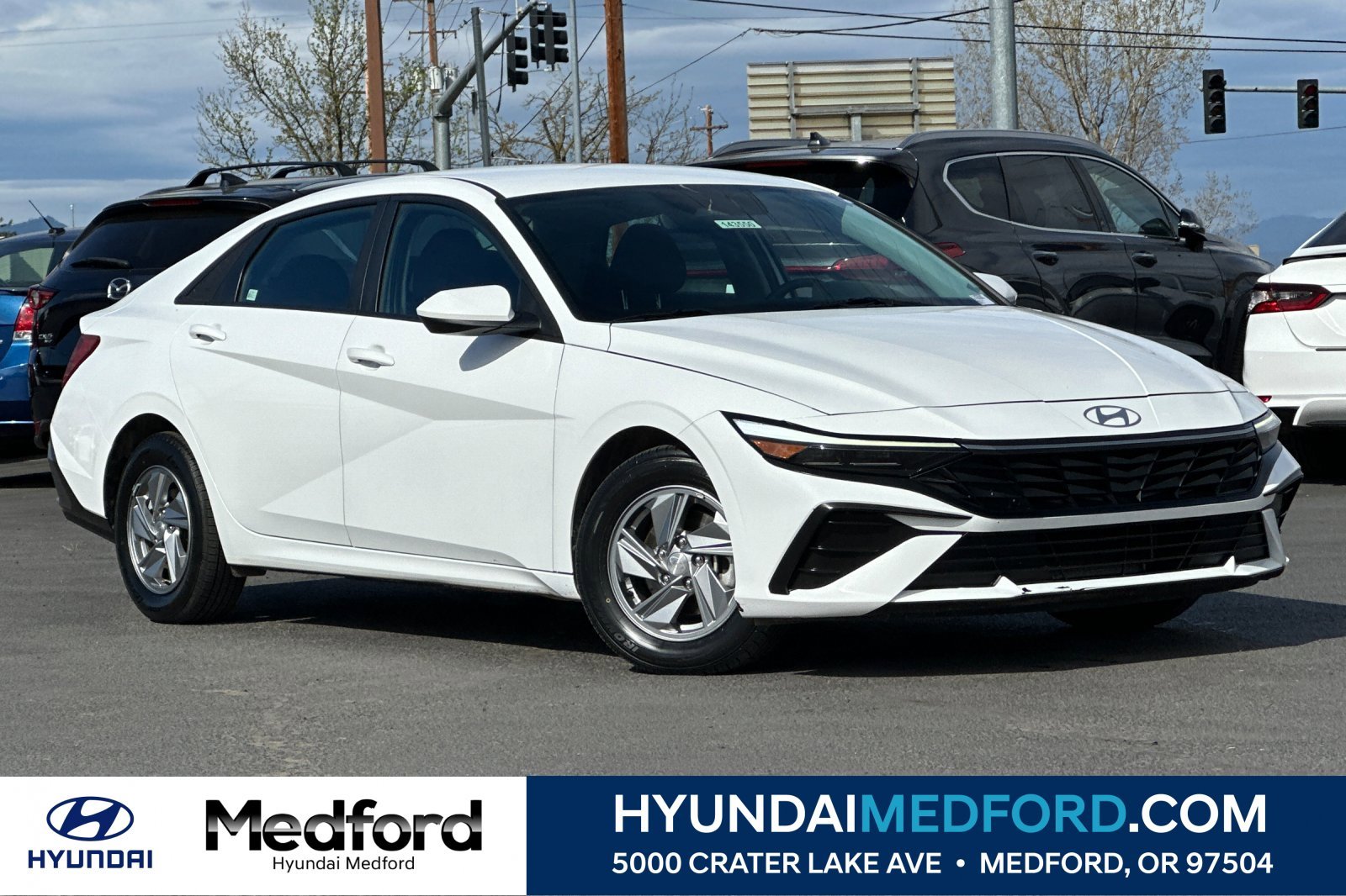 2024 Hyundai Elantra SE