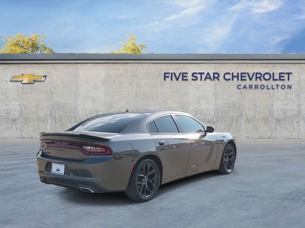 Used 2021 Gray Dodge SXT image 8