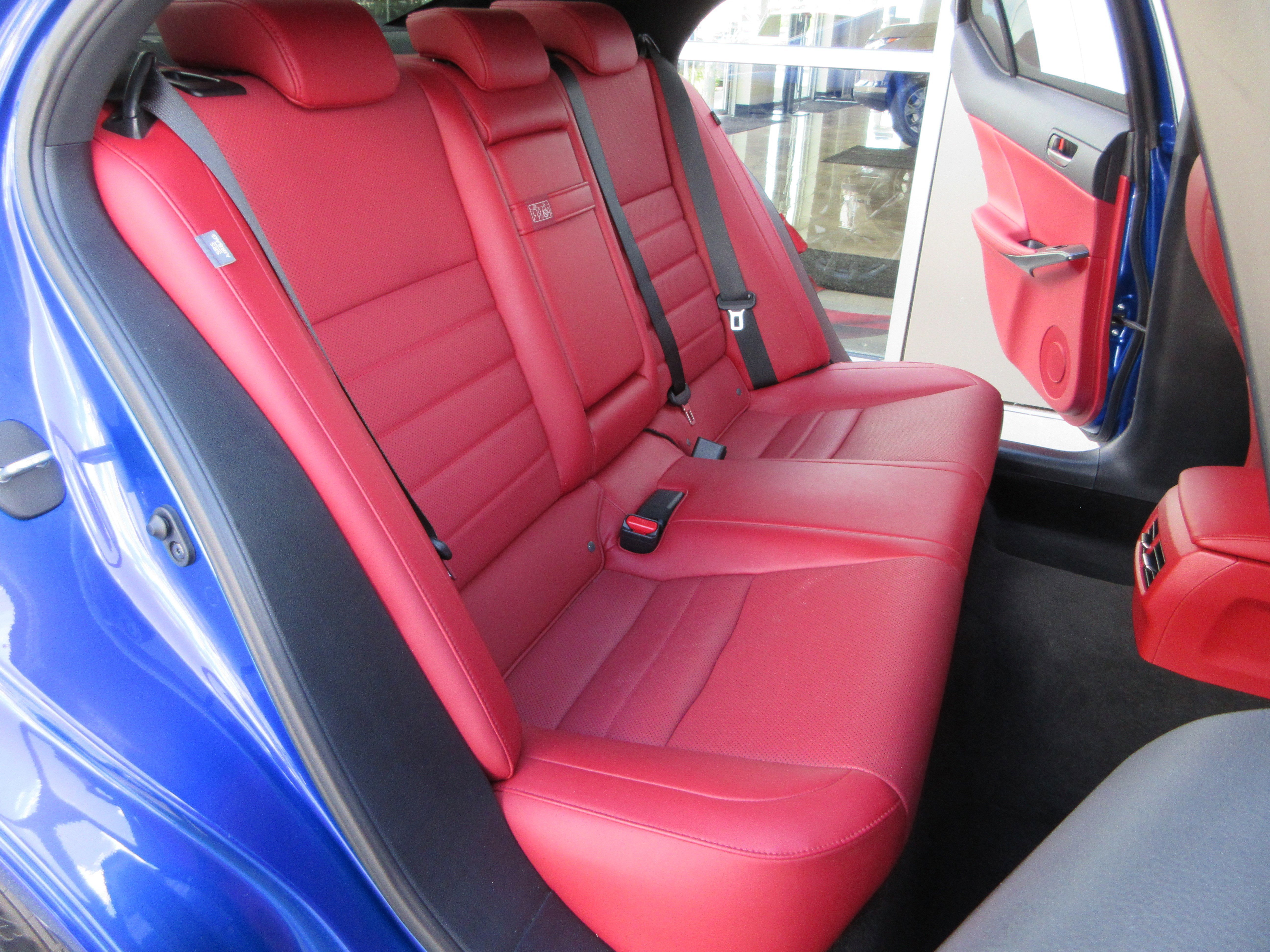 2024 Lexus IS 350 F SPORT - Photo 20