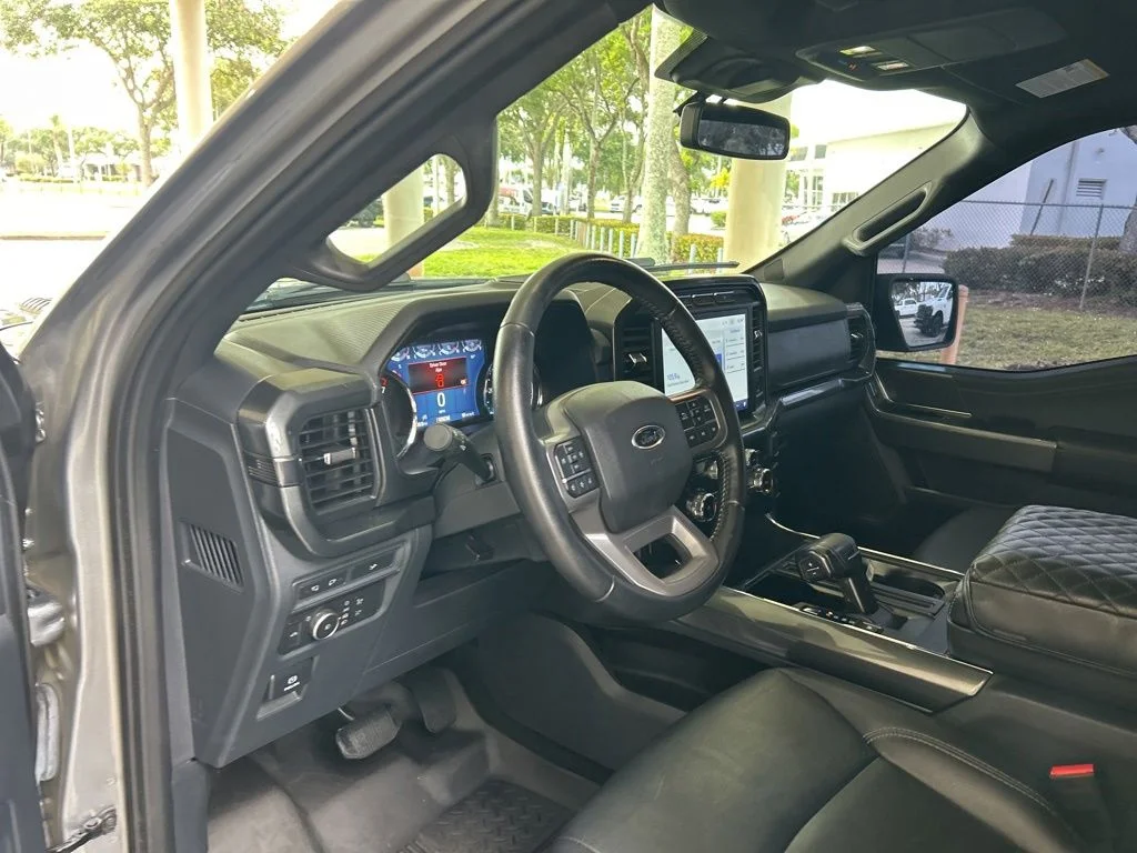 Used 2022 Silver Ford XLT image 7