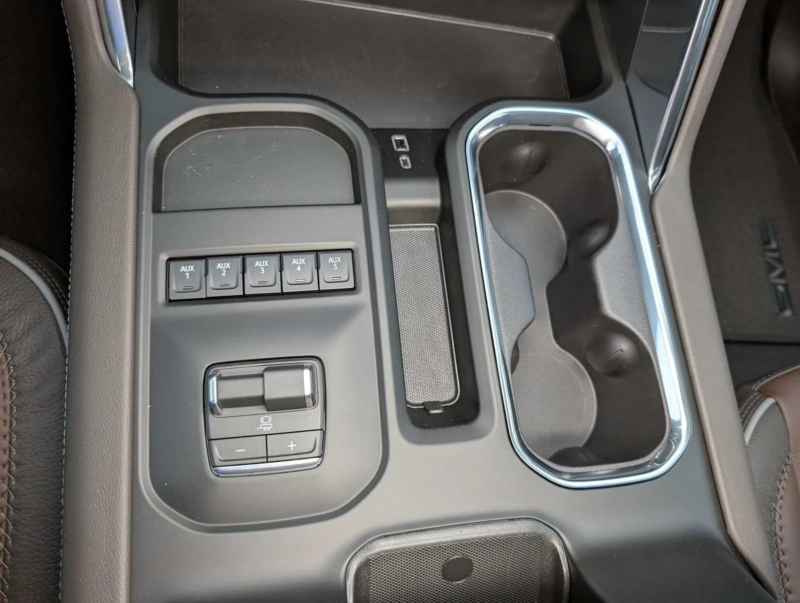 New 2026 Downpour Metallic GMC Denali image 28