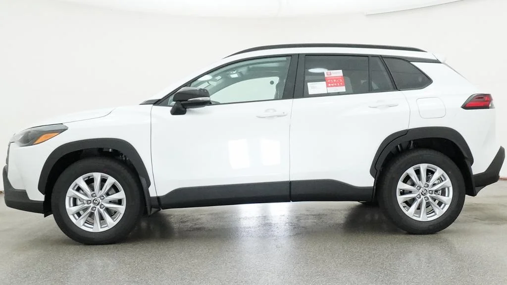 New 2026 Wind Chill Pearl Toyota LE image 2