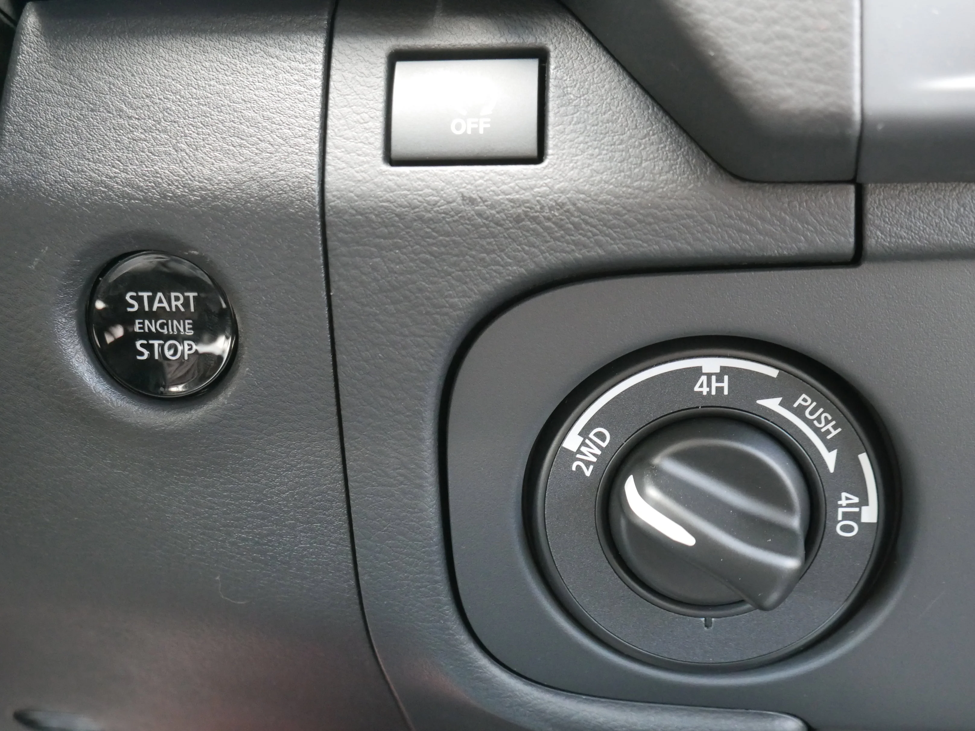 2026 Nissan Frontier S - Photo 8