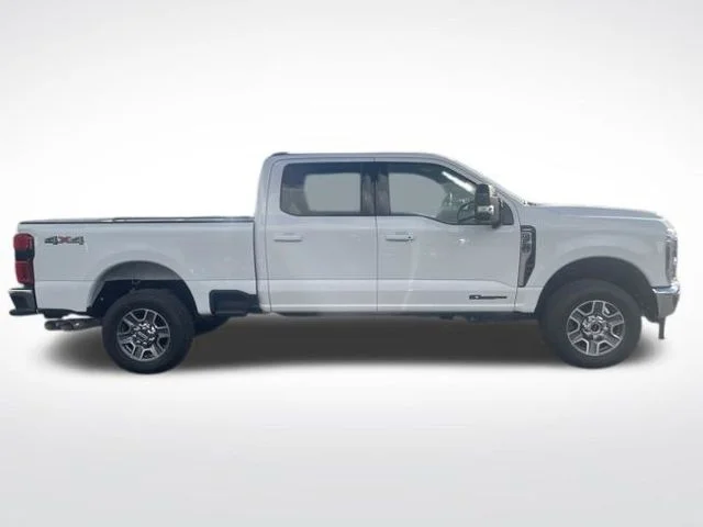 New 2026 Oxford White Ford F-250® Lariat® image 6