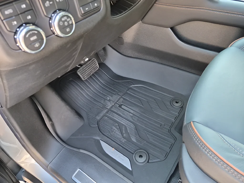 New 2026 GMC Yukon AT4, photo 19