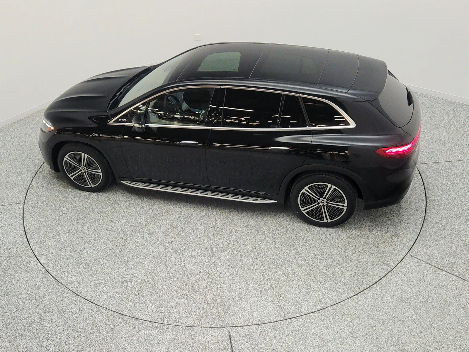 Used 2023 Obsidian Black Metallic Mercedes-Benz EQS 450 4MATIC® SUV image 29