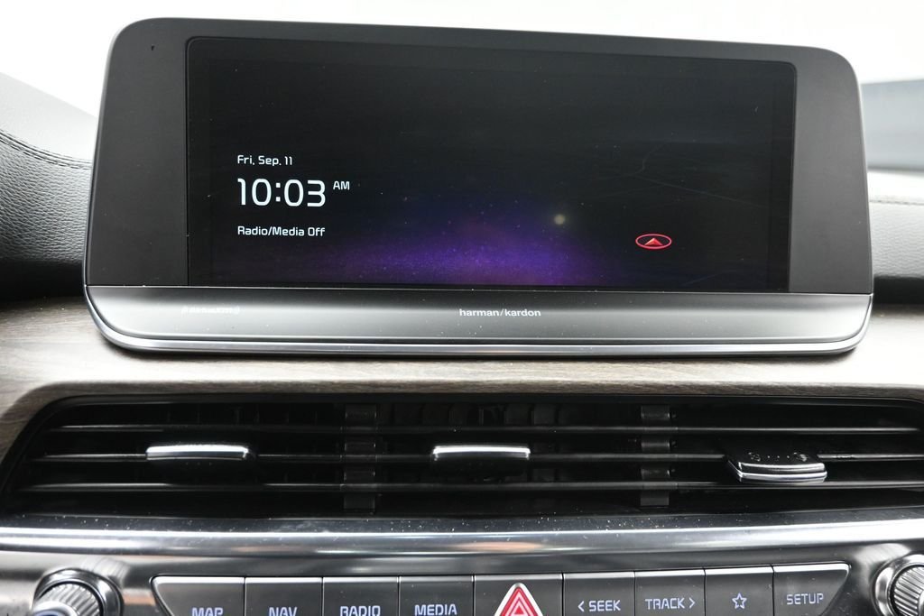 Used 2022 White Kia SX image 18