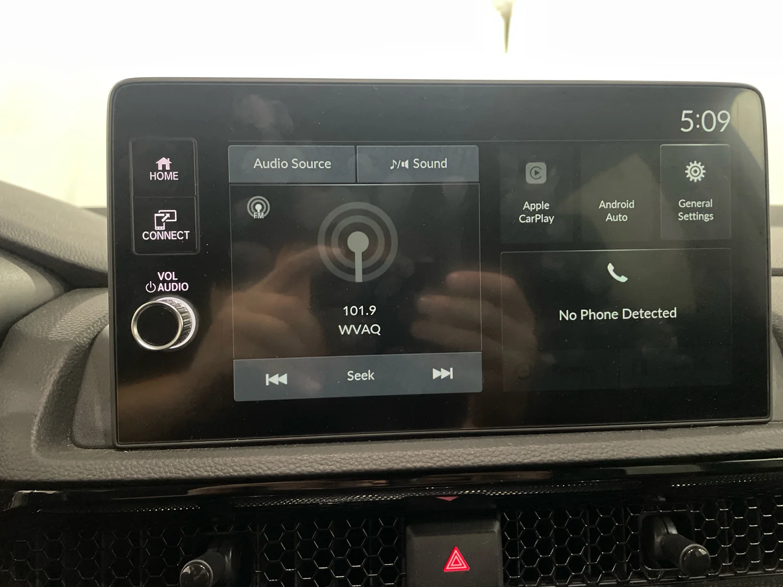 Used 2026 Canyon River Blue Metallic Honda EX-L image 22