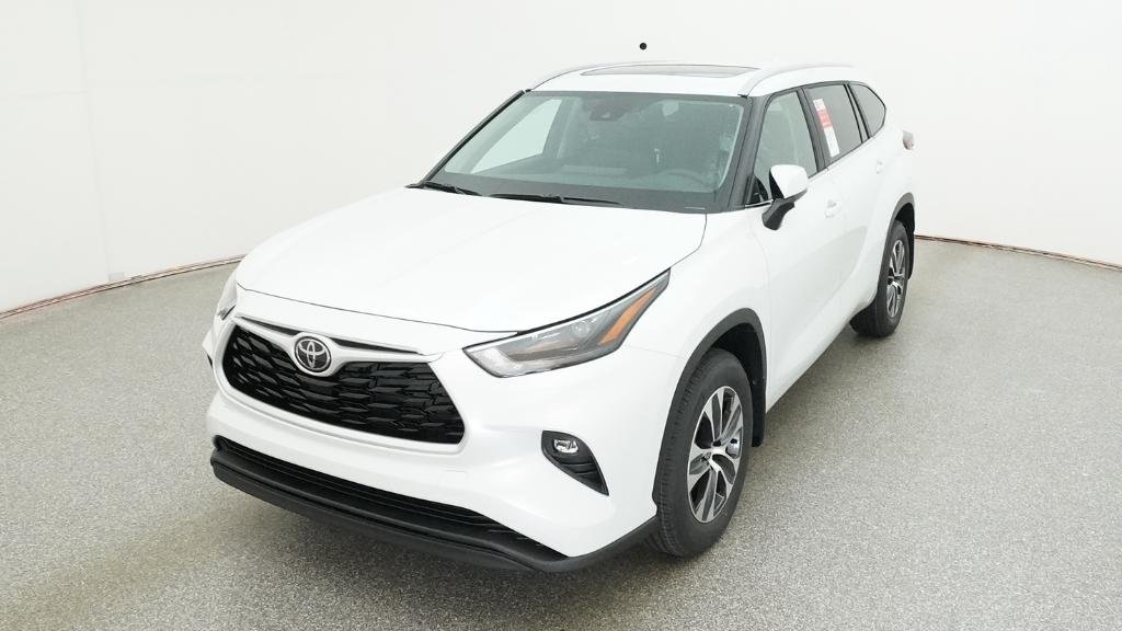 New 2026 Wind Chill Pearl Toyota XLE image 19