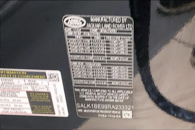 Certified Used 2024 Black Land Rover Autobiography image 24