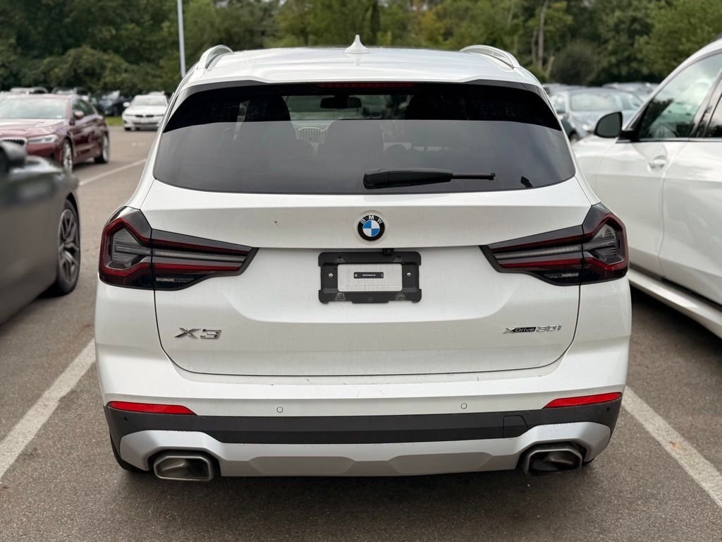 Certified Used 2024 Mineral White Metallic BMW xDrive30i image 4