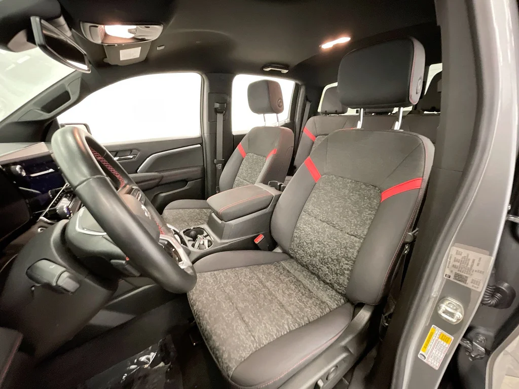 Used 2025 Sterling Gray Metallic Chevrolet Z71 image 19