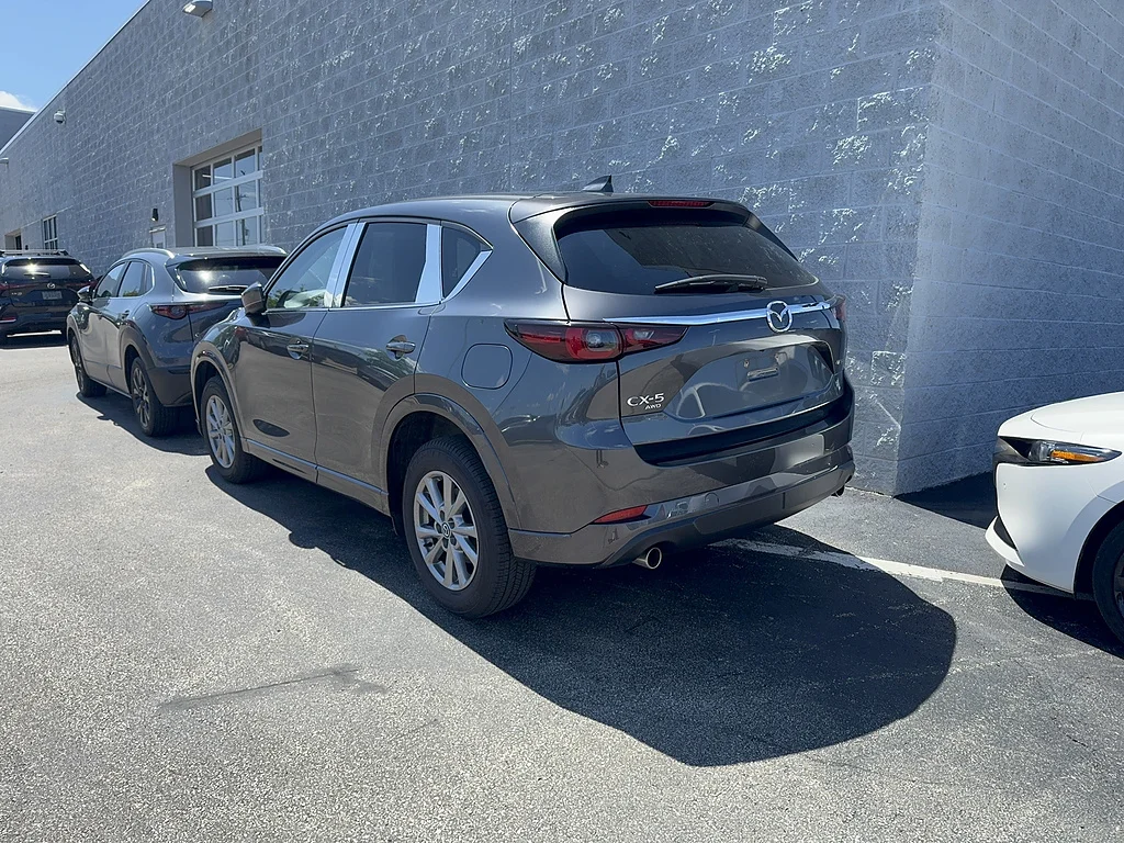 Certified Used 2024 Machine Gray Metallic Mazda 2.5 S Select image 2