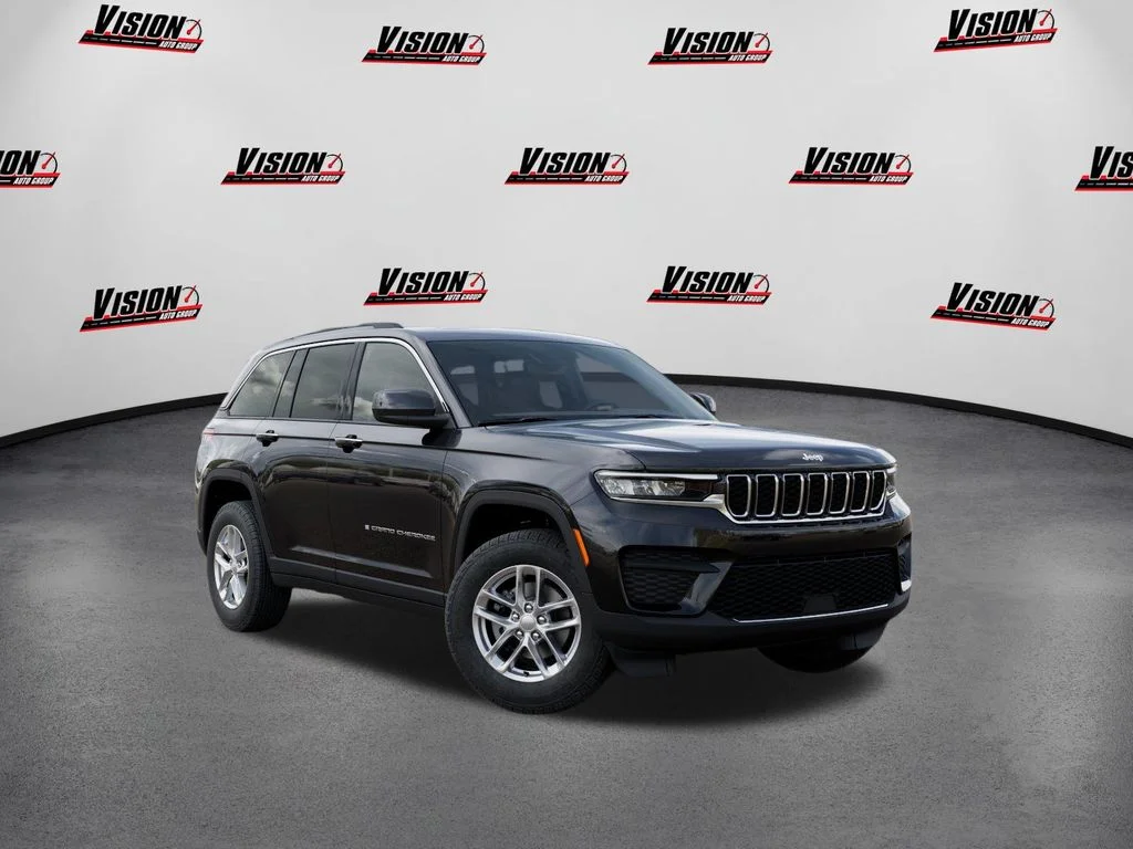 New 2025 Black Jeep Laredo image 5
