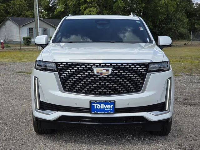 Used 2022 White Cadillac Premium Luxury image 3