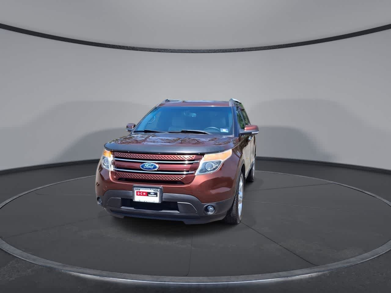 Used 2015 Bronze Fire Metallic Tinted Clearcoat Ford Limited image 3