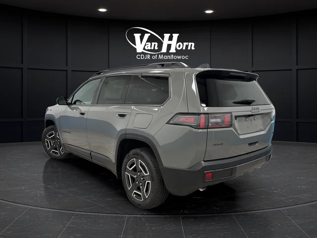 New 2026 Sting-Gray Clearcoat Jeep Limited image 5