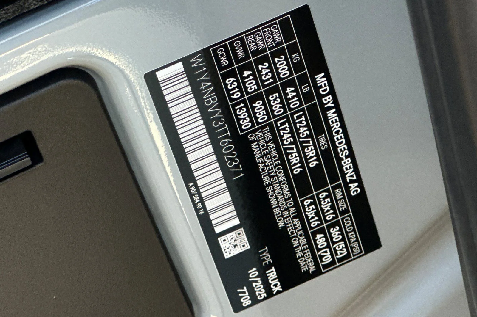 New 2026 Gray Mercedes-Benz Cargo 144 WB image 33
