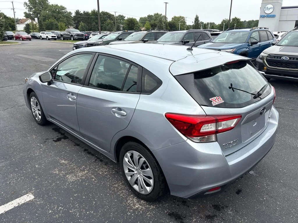 Used 2019 Silver Subaru 2.0i image 5