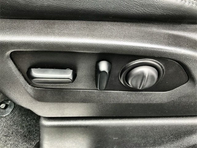 2021 Chevrolet Silverado 1500 High Country photo 3