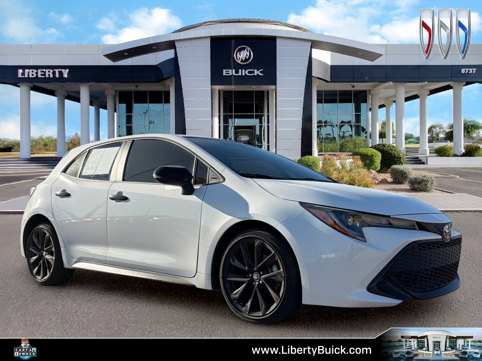 2020 Toyota Corolla Hatchback SE Nightshade Edition