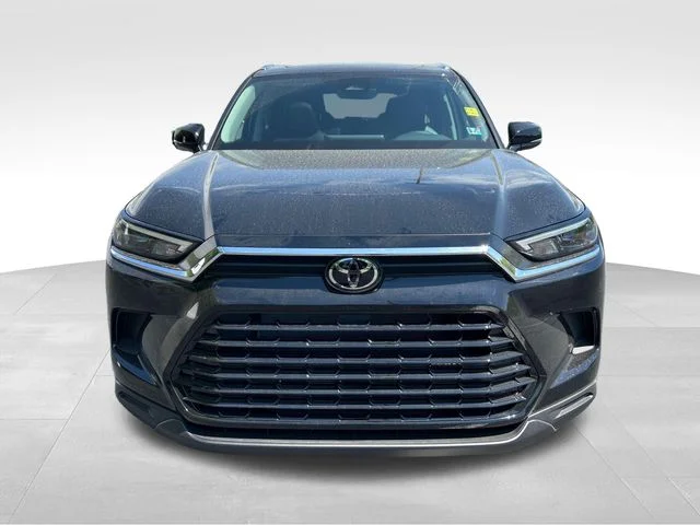 New 2026 Midnight Black Toyota XLE image 8