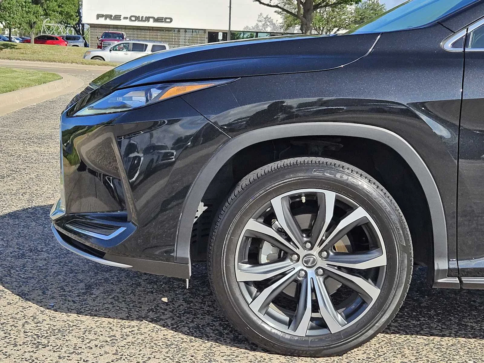Certified Used 2021 CAVIAR Lexus  image 5
